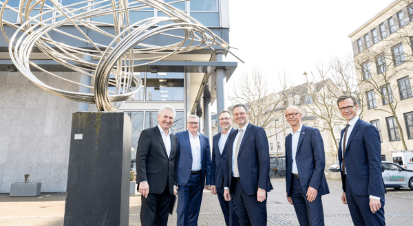 Land und 50 Kommunen, Energie-Unternehmen und Projektträger schließen Gigawattpakt für Erneuerbare im Rheinischen Revier Bild