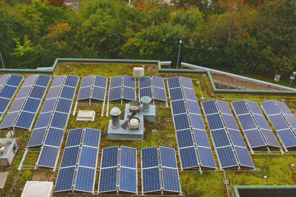 Mehr Photovoltaik auf Gewerbeflächen